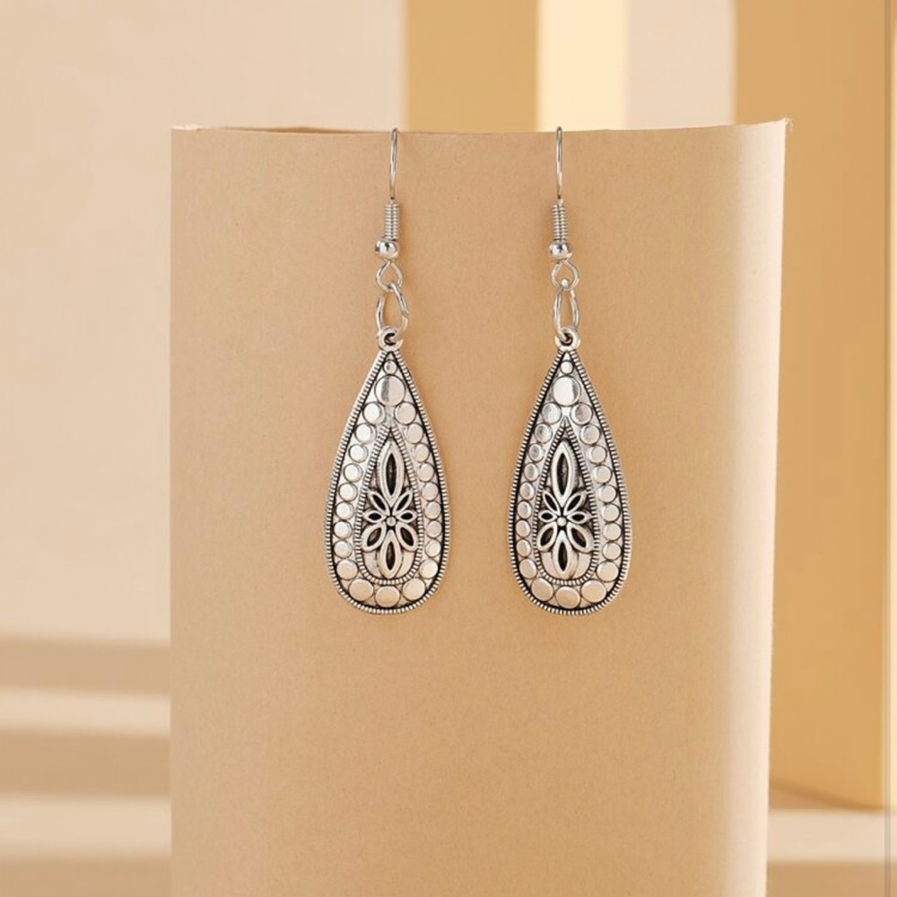 Antique Silver Water Drop Earrings.